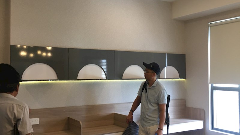 Cho thuê gấp Officetel River Gate, 46m2, giá 12 triệu/tháng