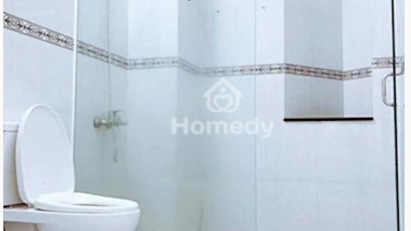 383/2A Trần Hưng Đạo, Quận 1, hẻm xe hơi, đối diện Bộ Công an, giá 29 triệu/tháng