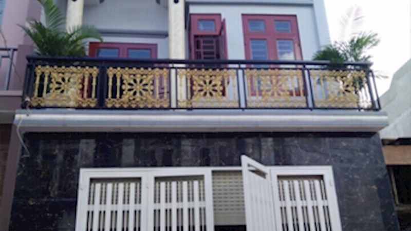 Bán nhà khu dân cư chợ Bình Chánh, mặt tiền đường Trịnh Như Khuê