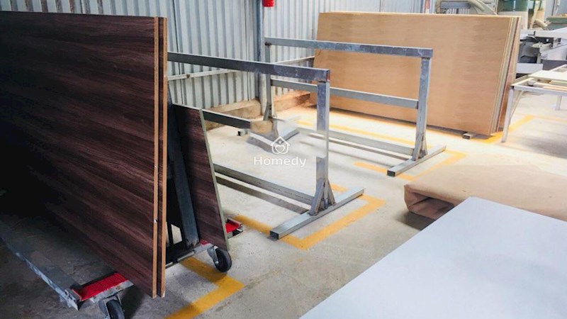 Sang xưởng mộc rộng 500m2, Quận 9, Đỗ Xuân Hợp
