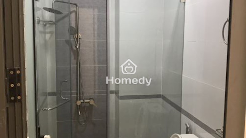 Nhà phố cao cấp hẻm 7m ngay Vincom Plaza Thủ Đức – xây 4 lầu – 4 phòng ngủ, 3WC