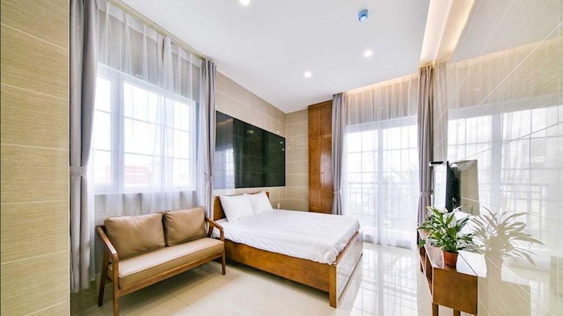 Căn hộ Phú Nhuận mới 100%, full nội thất, ban công, đầy đủ tiện ích, dịch vụ vệ sinh phòng
