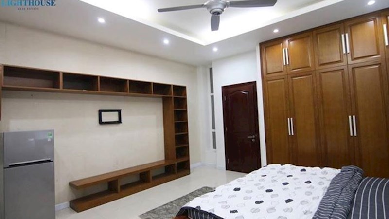 Căn hộ nội thất gỗ quế cao cấp ngay công viên Thỏ Trắng