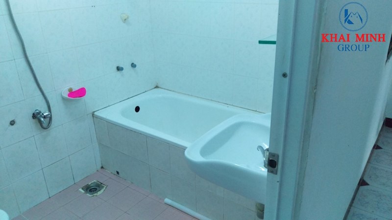Phòng có máy lạnh, WC riêng – 92 đường Chu Văn An, Bình Thạnh, giá 3,2 triệu/tháng