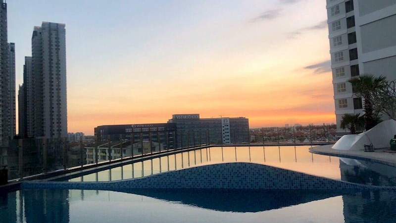 Cho thuê căn hộ Sunrise Cityview 2 phòng ngủ, 2 WC, full nội thất mới toanh