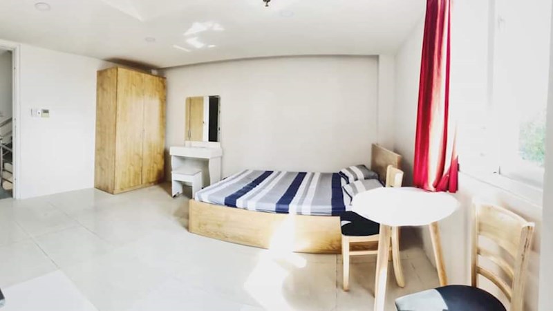 Căn hộ mới xây 100% đường Nguyễn Biểu, quận 5 full nội thất có hồ bơi sân thượng – Ms Huệ