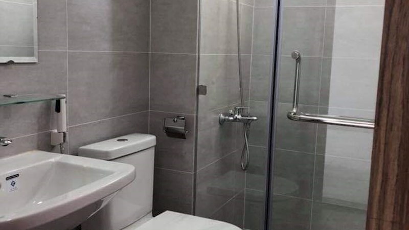Chính chủ cho thuê căn hộ 2 phòng ngủ, chân cầu Rạch Chiếc