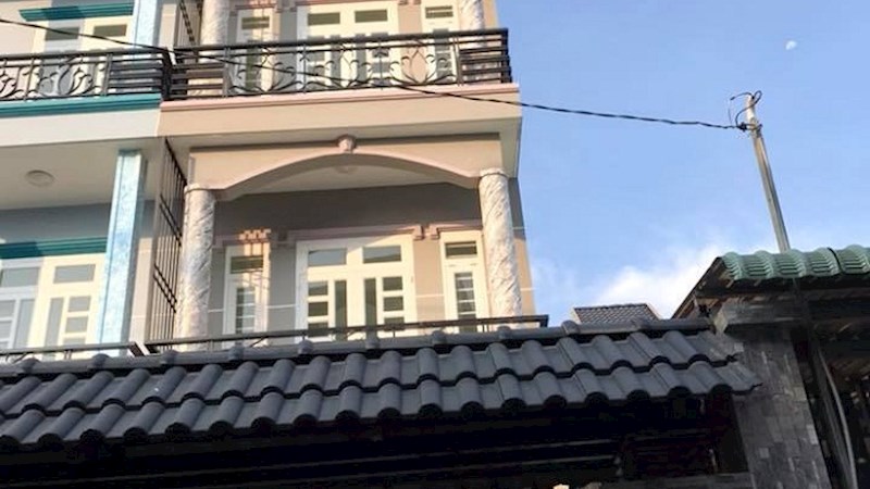 Chính chủ bán gấp căn hộ ngay chợ đầu mối Thủ Đức, mặt tiền Phạm Văn Đồng, giá rẻ nhất thị trường